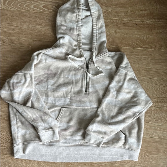 American Eagle Pink Gray oversized Camouflage Hoodie - Picture 1 of 1